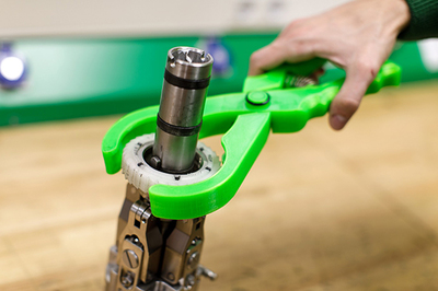 喜力啤酒西班牙工厂应用Ultimaker 3D 打印技术为其生产线定制功能性零部件及使用工具